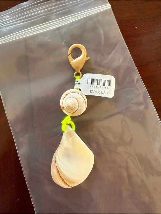 Free People Accessories - Free People Shell Bag Charm